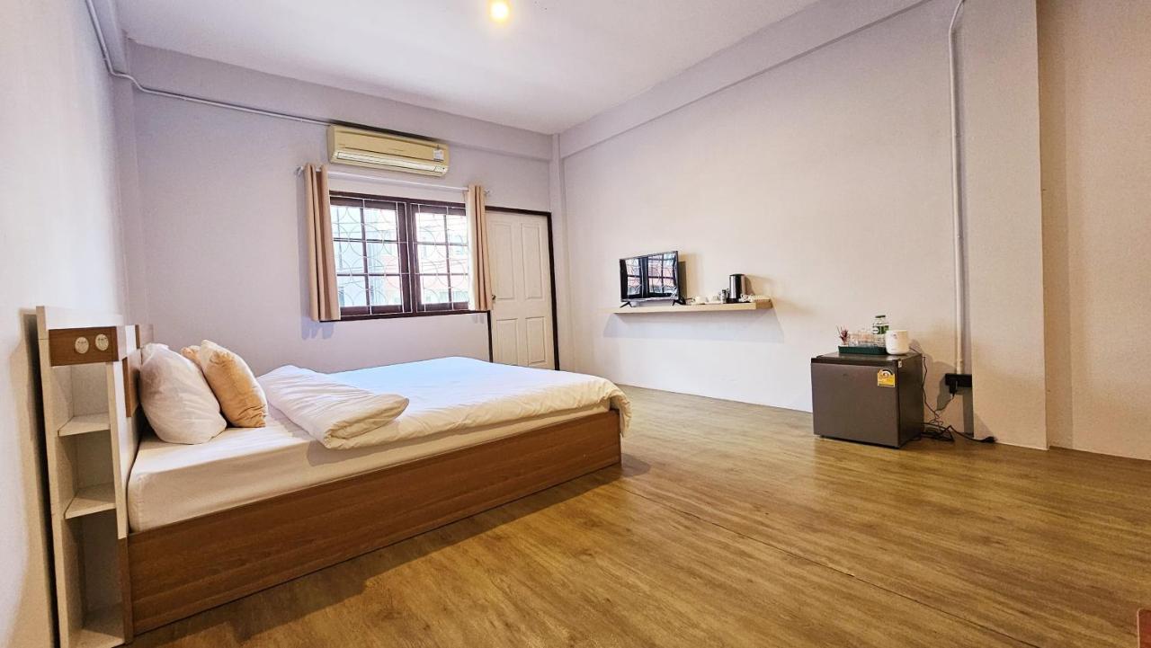 Kaneang Apartment-กันเองอพาร์ทเมนท์ Джомтьен Экстерьер фото